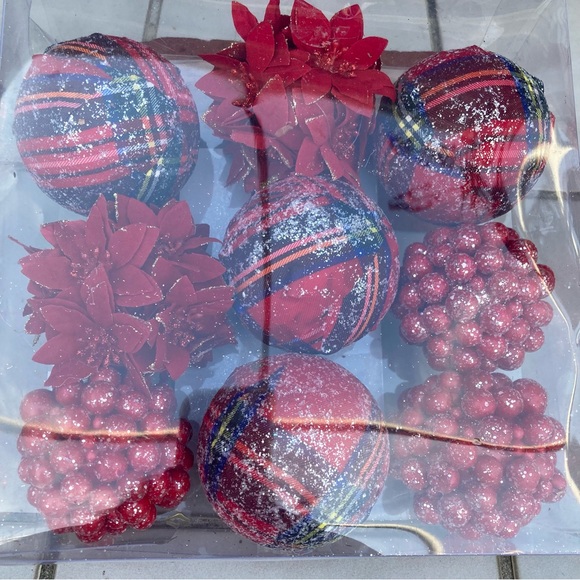 Sonoma Holiday Decorative Spheres 9 Vase Filler Red Plaid Berries Poinsettia NEW - Picture 5 of 10